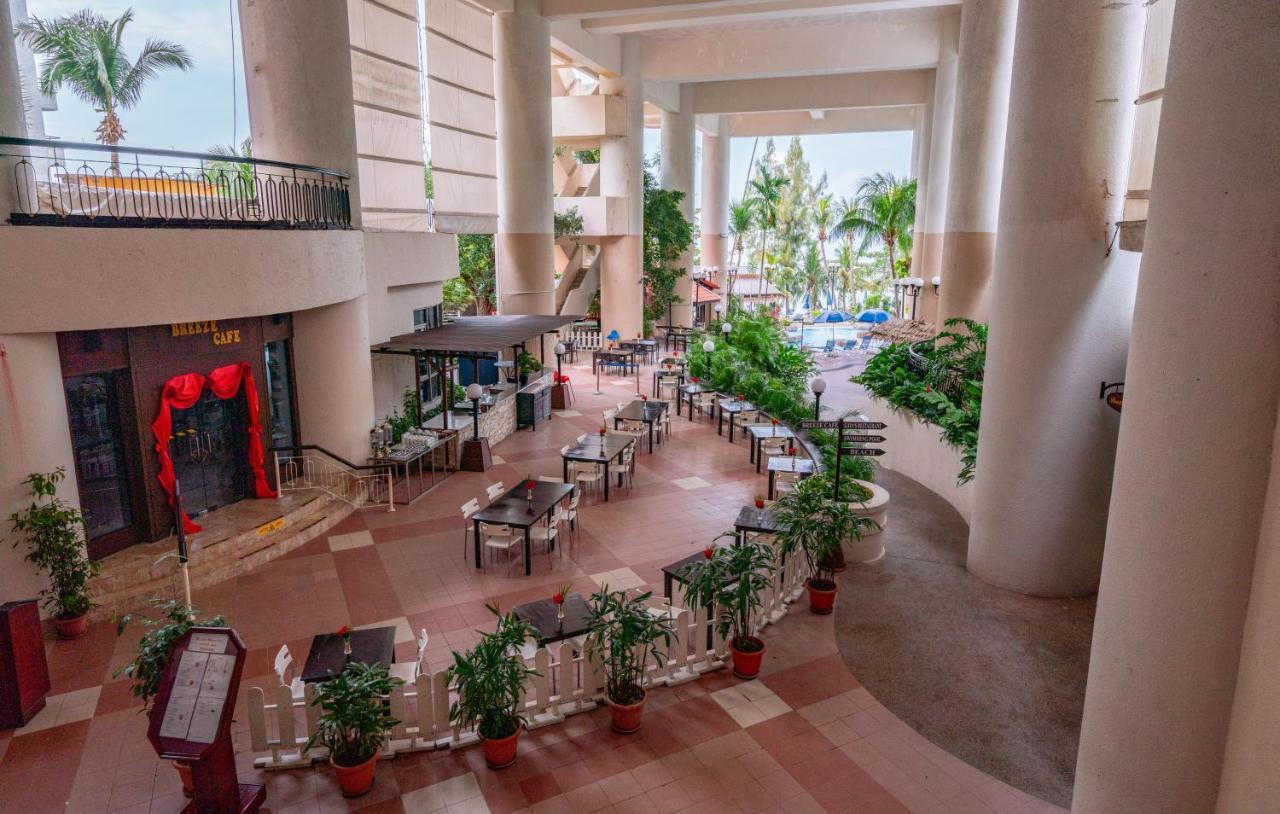Romantic Couple Suite + Beach-Front Balcony Tanjung Bungah  Exteriér fotografie